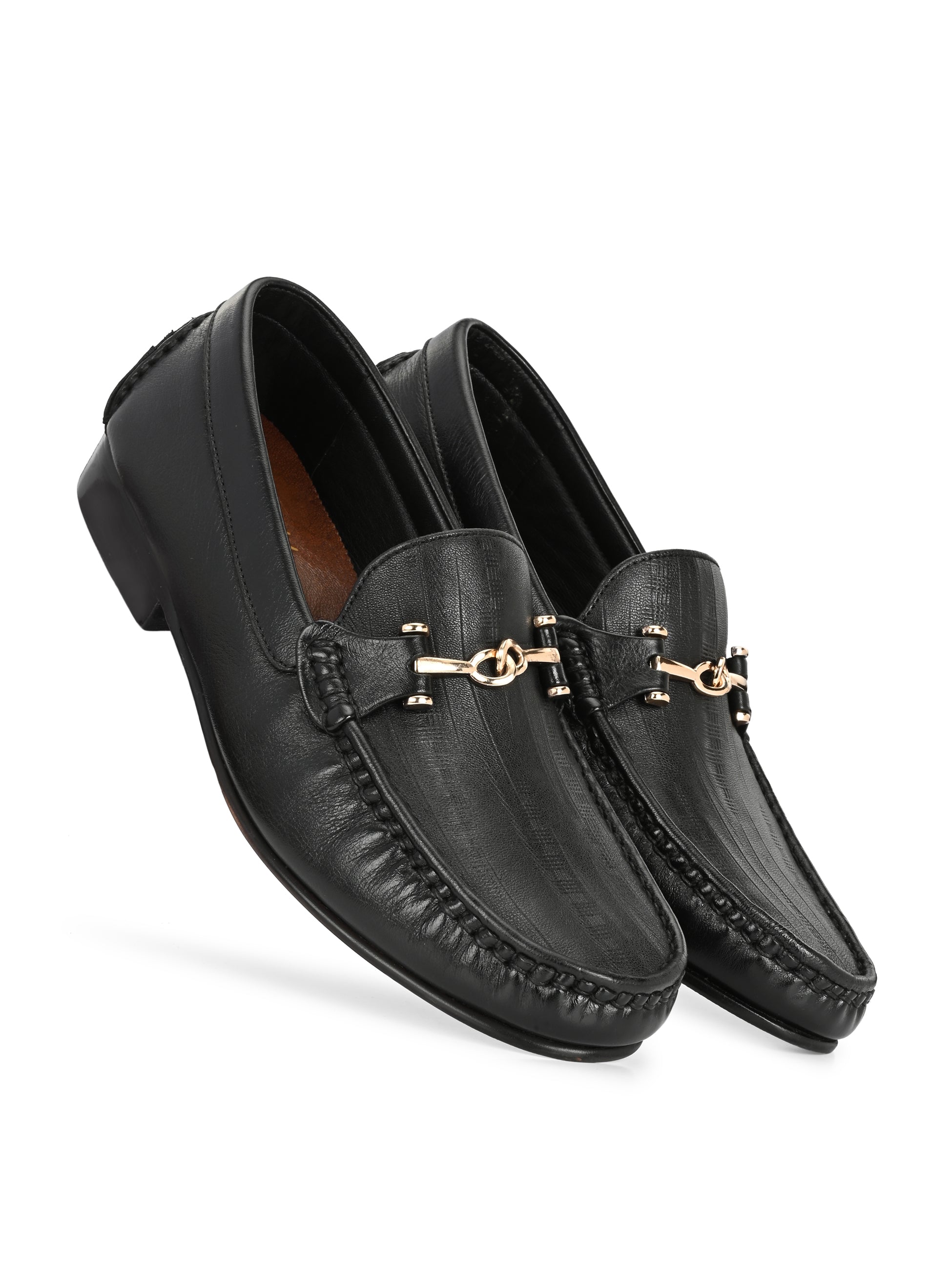 Classic Buckled Loafers by Lafattio