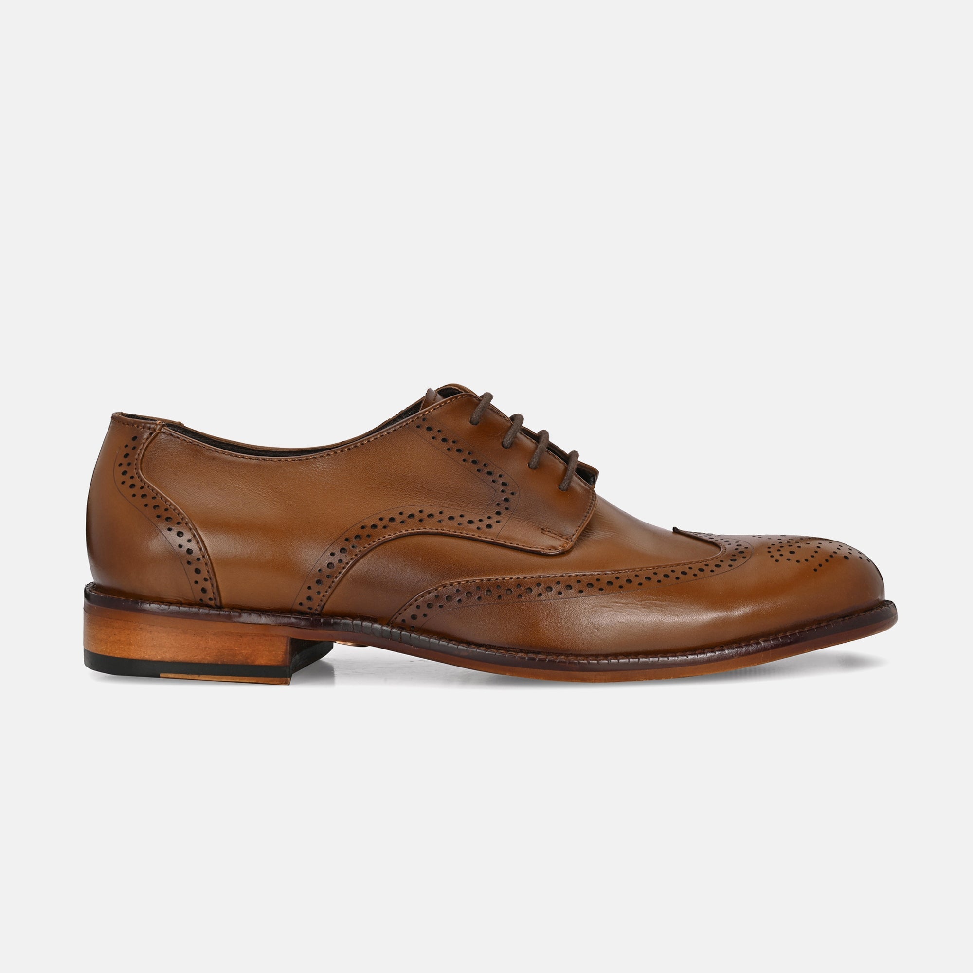 Classic Brogue Shoes by Lafattio